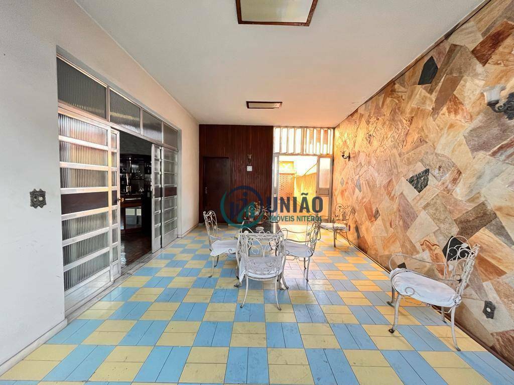 Casa à venda com 4 quartos, 406m² - Foto 14