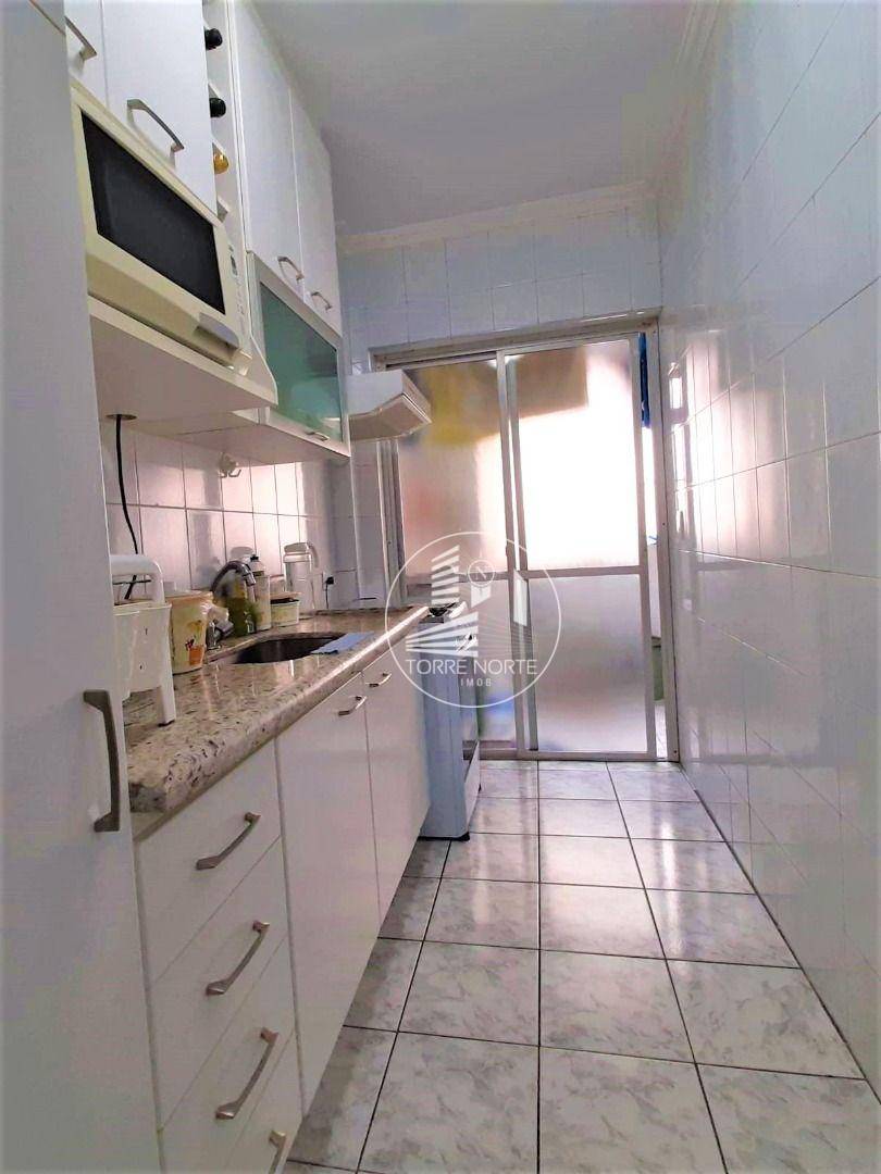 Apartamento à venda com 2 quartos, 56m² - Foto 10