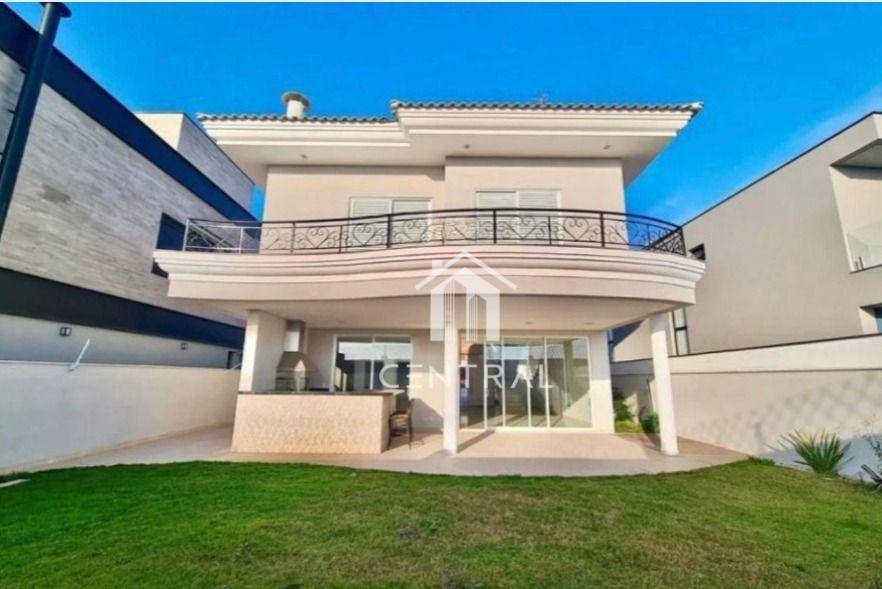 Sobrado, 3 quartos, 224 m² - Foto 1