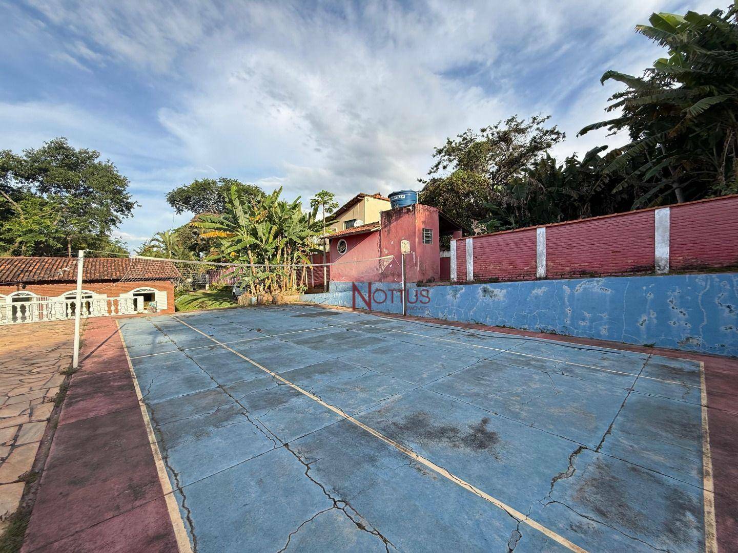 Casa à venda com 5 quartos, 500m² - Foto 2