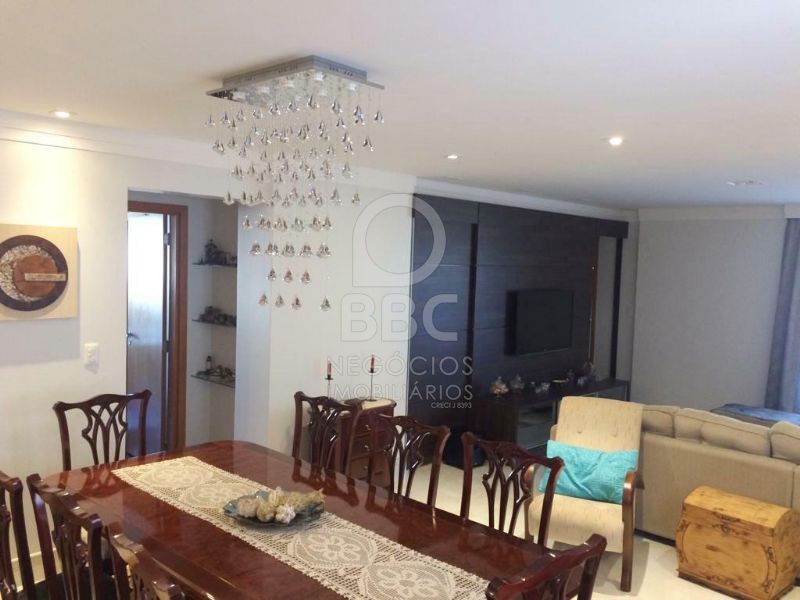 Apartamento à venda com 4 quartos, 177m² - Foto 2