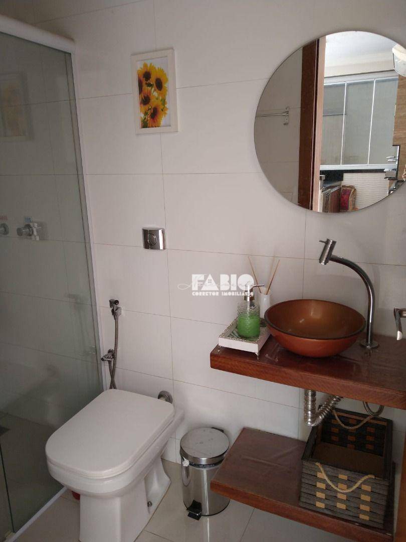 Casa de Condomínio à venda com 4 quartos, 340m² - Foto 13