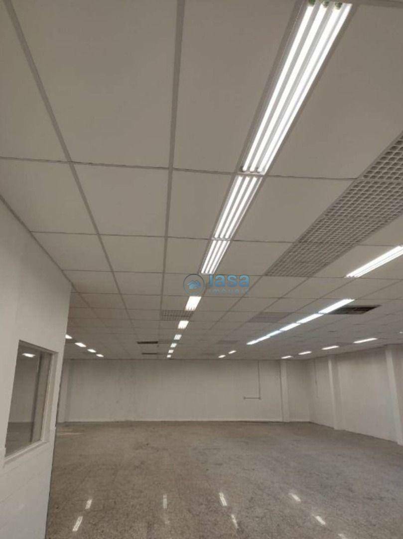 Depósito-Galpão-Armazém para alugar, 590m² - Foto 5