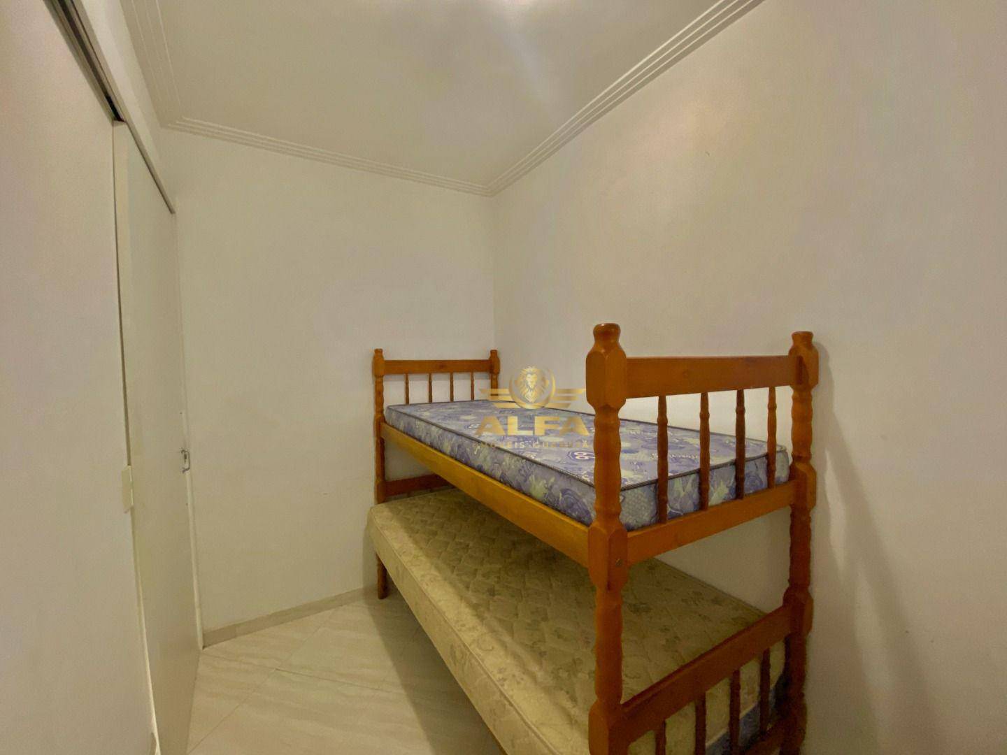 Apartamento à venda com 2 quartos, 70m² - Foto 11