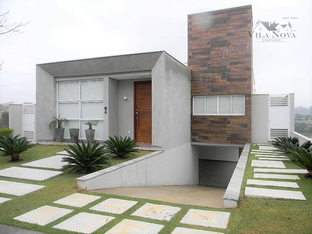 Casa de Condomínio à venda com 4 quartos, 272m² - Foto 1