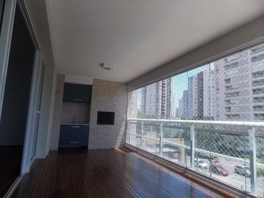 Apartamento para alugar com 3 quartos, 158m² - Foto 3