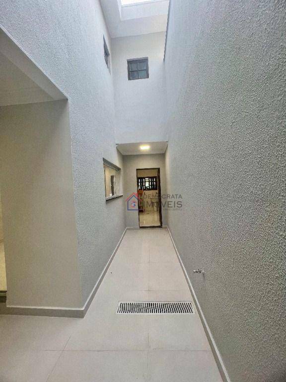 Sobrado à venda com 3 quartos, 210m² - Foto 12