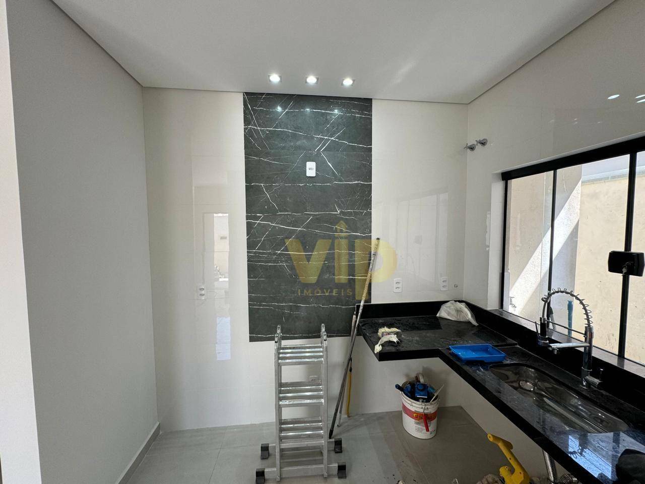 Casa à venda com 3 quartos, 127m² - Foto 2