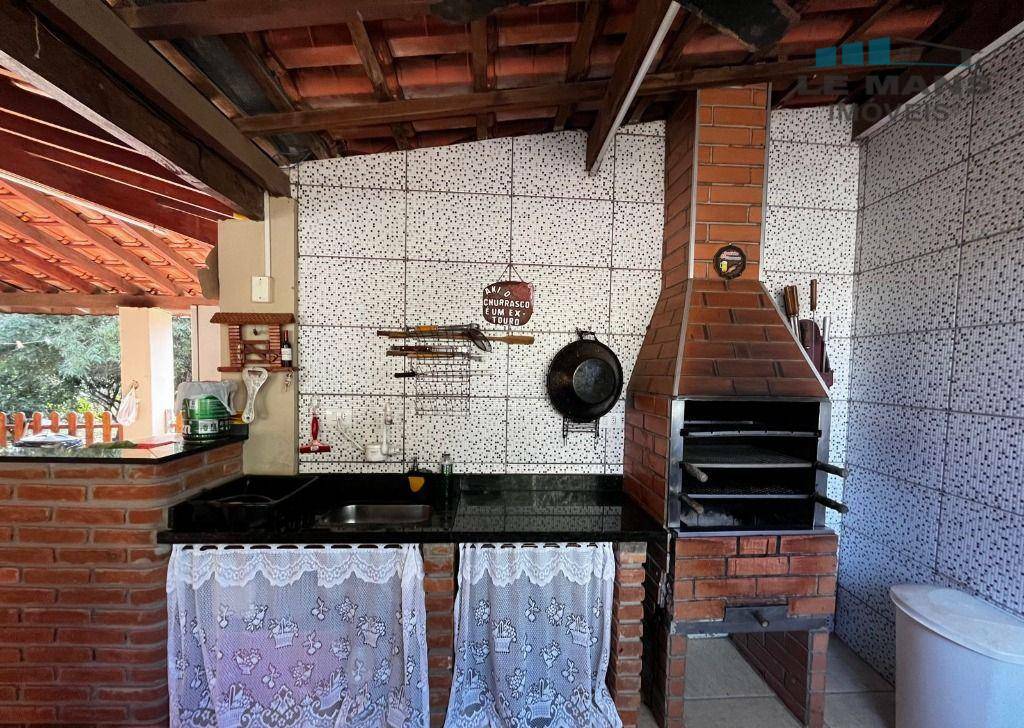 Chácara à venda com 2 quartos, 240m² - Foto 10