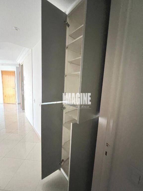 Apartamento à venda com 2 quartos, 84m² - Foto 16