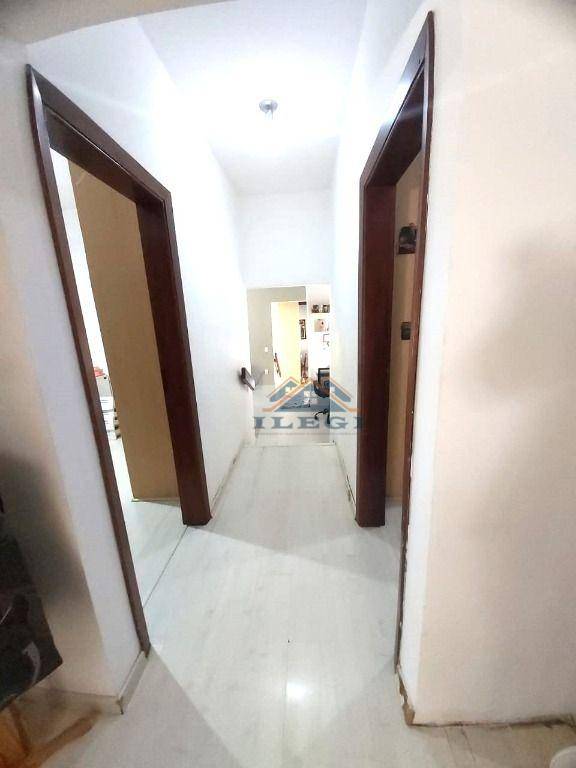 Casa de Condomínio à venda com 5 quartos, 350m² - Foto 27