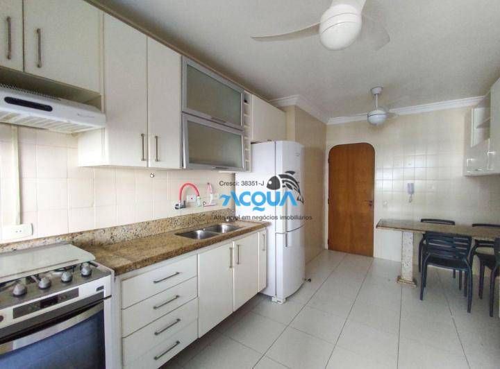 Apartamento à venda com 3 quartos, 136m² - Foto 6