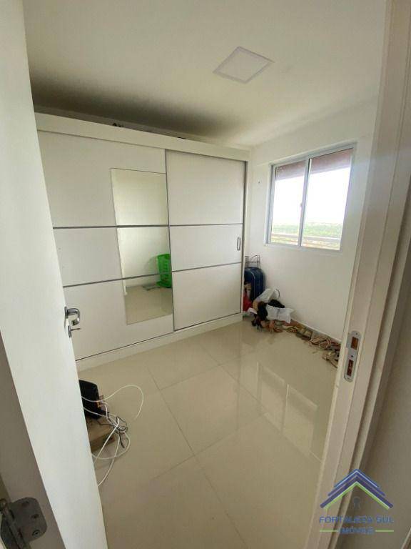 Apartamento à venda com 3 quartos, 75m² - Foto 18