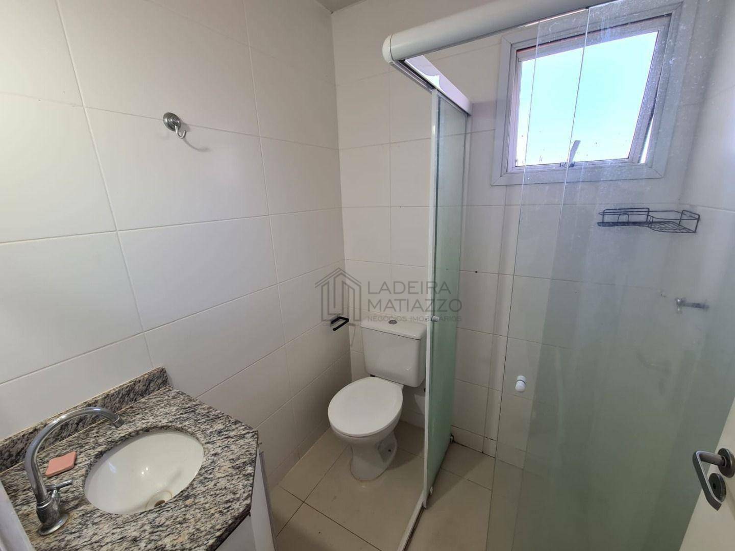 Apartamento para alugar com 2 quartos, 50m² - Foto 8
