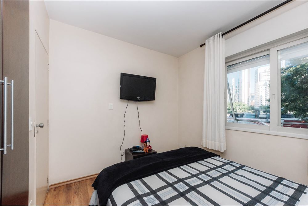 Apartamento à venda com 3 quartos, 91m² - Foto 17