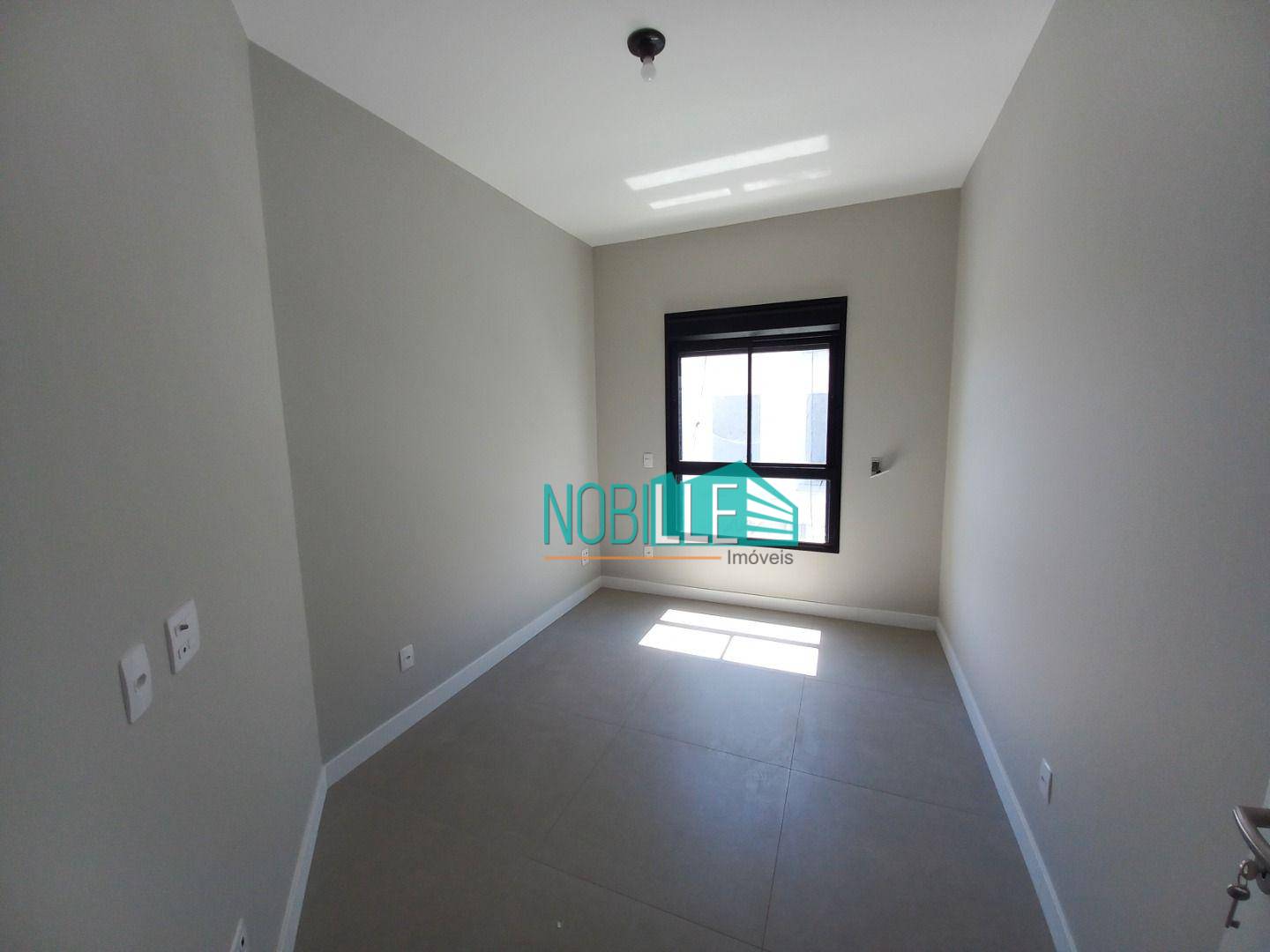 Apartamento à venda com 2 quartos, 66m² - Foto 11
