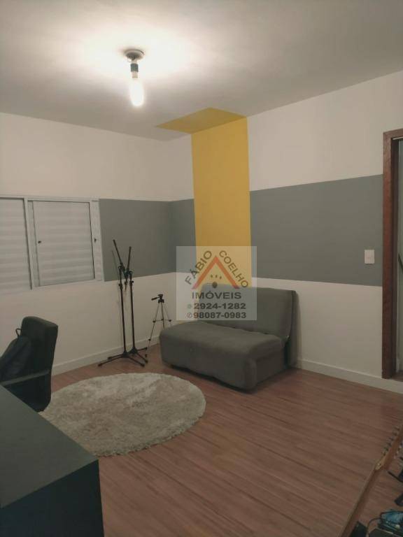 Sobrado à venda com 3 quartos, 160m² - Foto 19