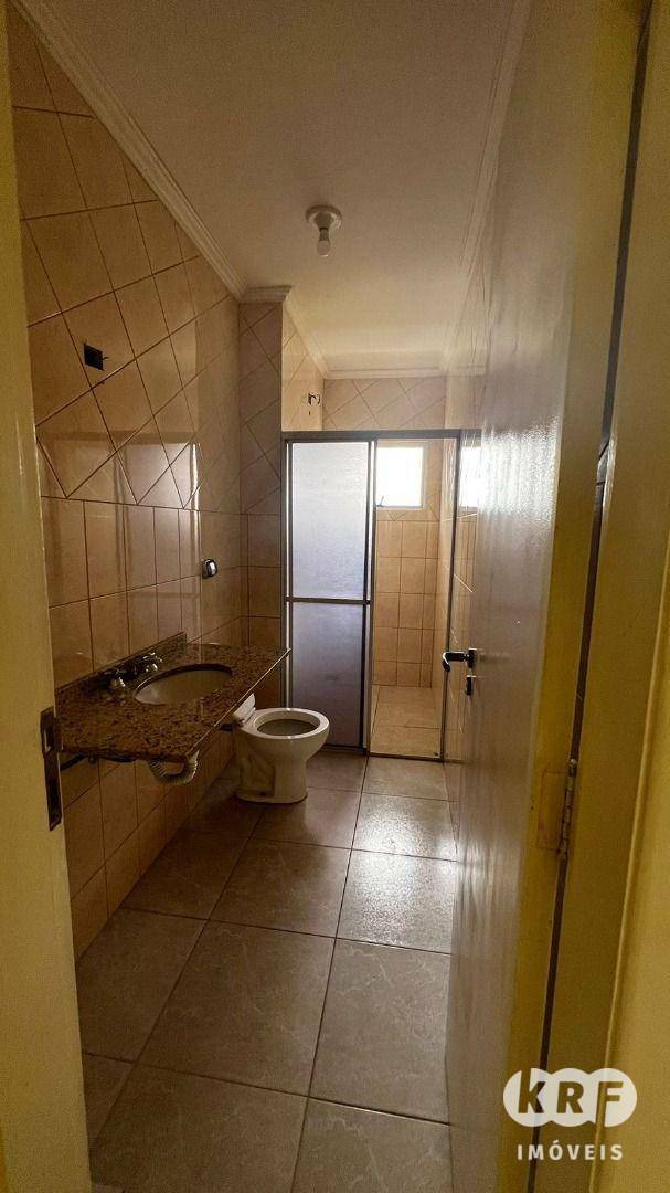 Sobrado para alugar com 3 quartos, 197m² - Foto 5