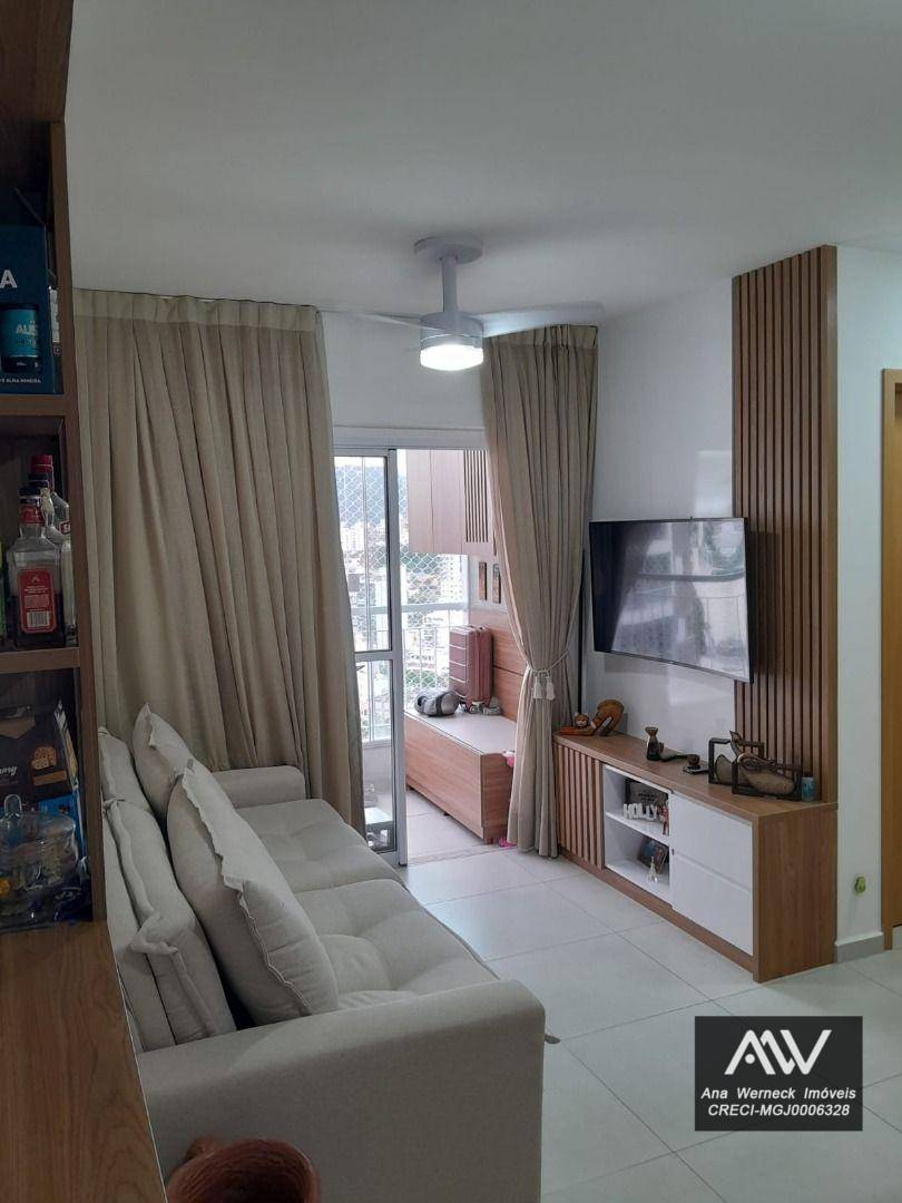 Apartamento à venda com 2 quartos, 80m² - Foto 2