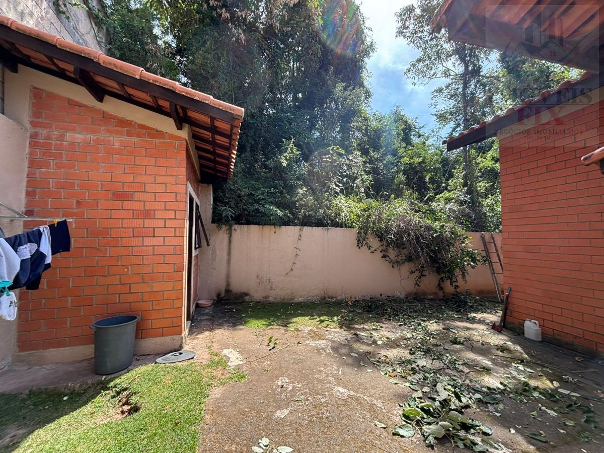 Casa de Condomínio à venda com 3 quartos, 300m² - Foto 33