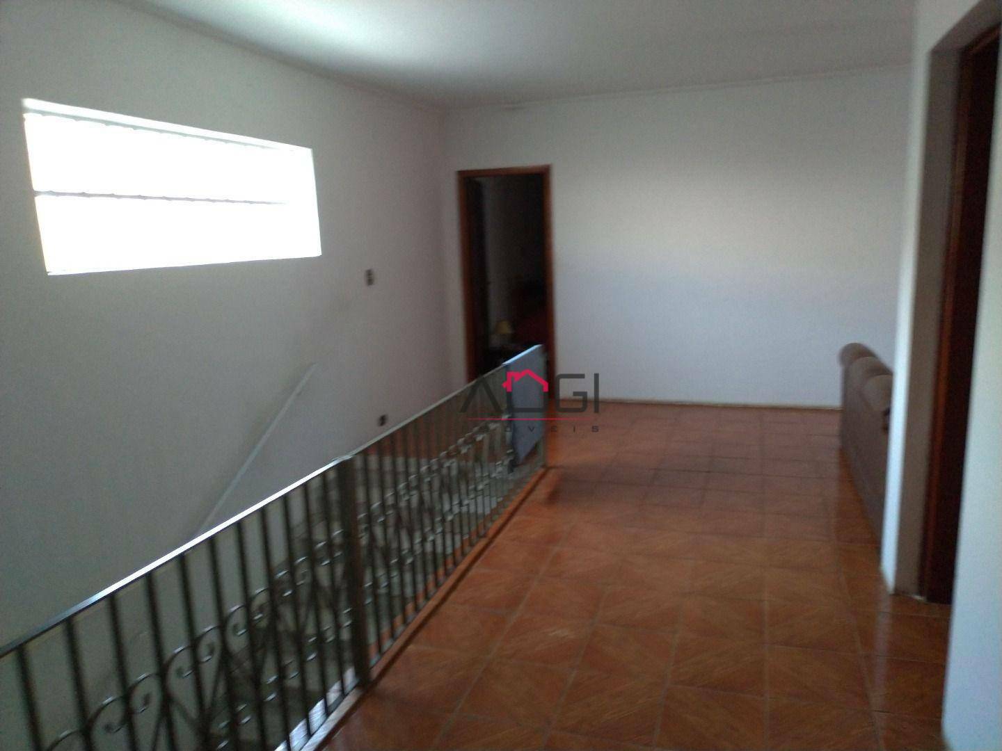 Casa à venda com 3 quartos, 440m² - Foto 25