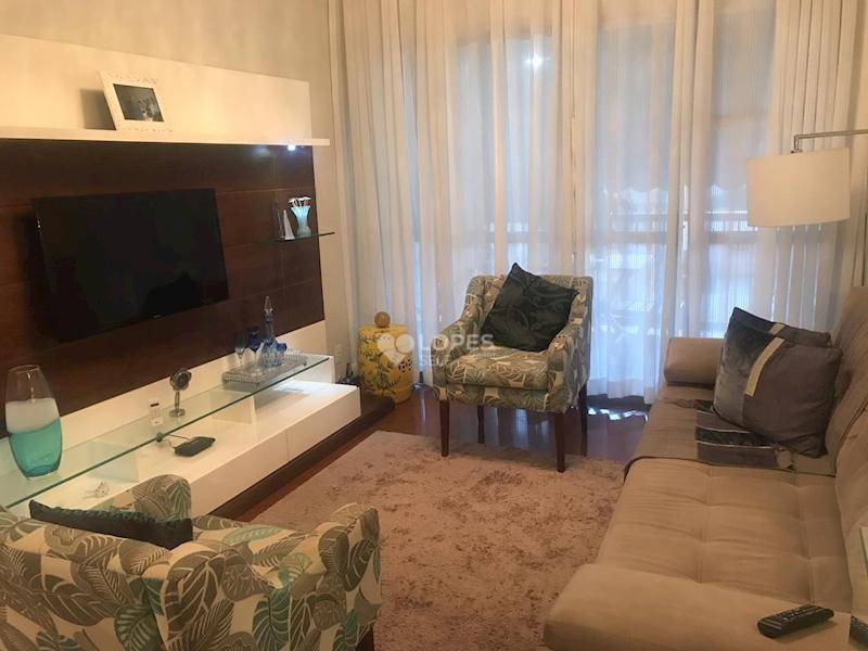 Apartamento à venda com 3 quartos, 107m² - Foto 1