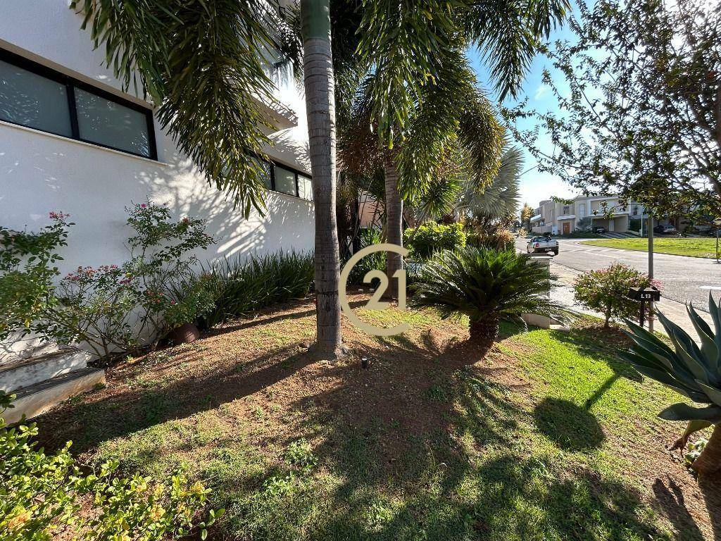 Casa de Condomínio à venda com 4 quartos, 235m² - Foto 33