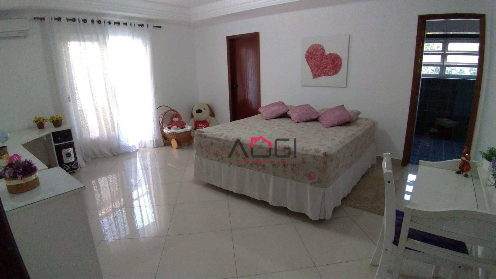 Sobrado à venda com 4 quartos, 350m² - Foto 4