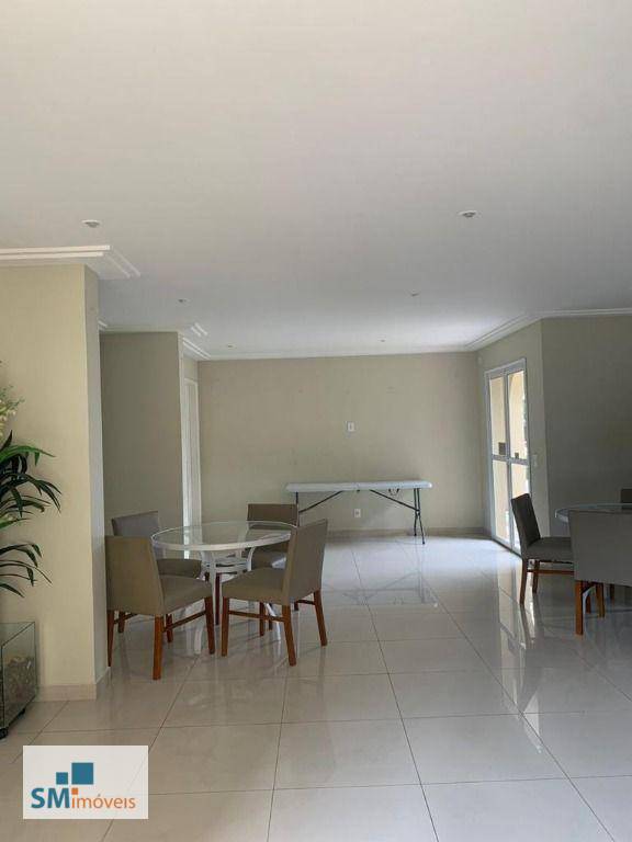 Apartamento para alugar com 2 quartos, 55m² - Foto 13