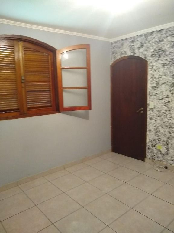 Sobrado à venda com 3 quartos, 238m² - Foto 21