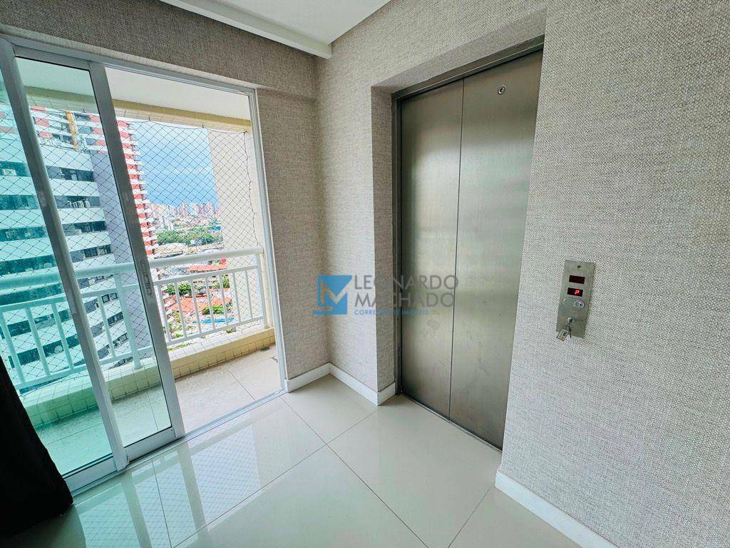 Apartamento à venda com 3 quartos, 217m² - Foto 5