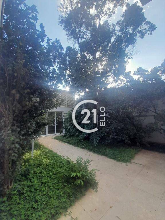 Casa à venda e aluguel com 4 quartos, 500m² - Foto 2