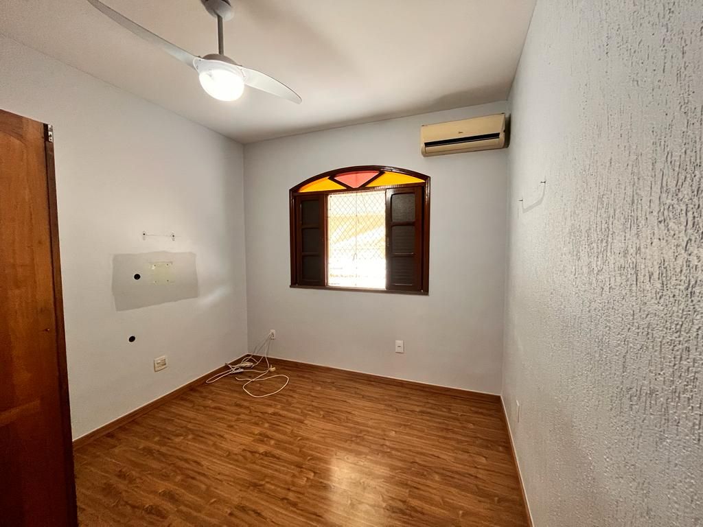 Casa de Condomínio à venda com 3 quartos, 225m² - Foto 21