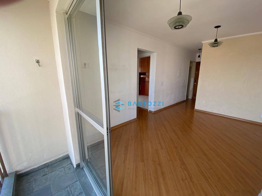 Apartamento para alugar com 2 quartos, 51m² - Foto 6