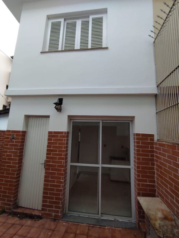 Casa à venda com 3 quartos, 210m² - Foto 23