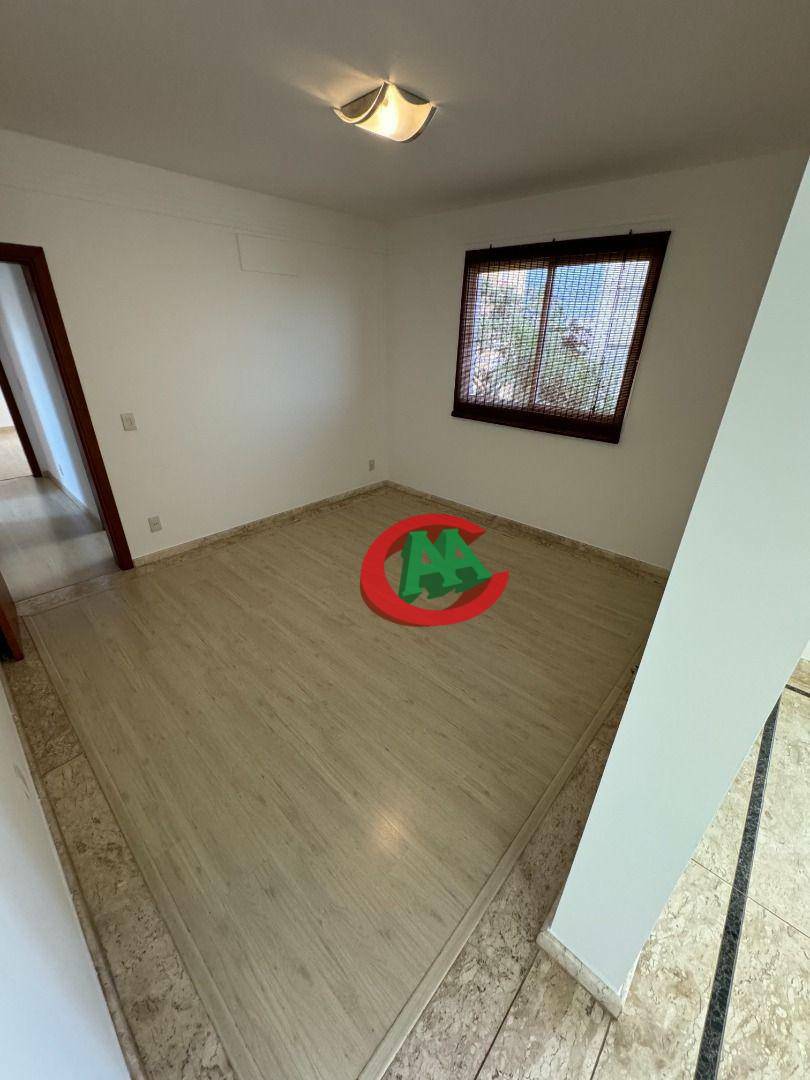 Apartamento para alugar com 3 quartos, 135m² - Foto 15