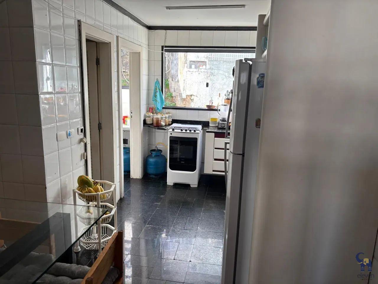 Apartamento à venda com 3 quartos, 170m² - Foto 21