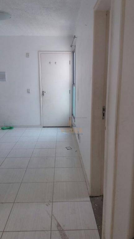 Apartamento para alugar com 2 quartos, 44m² - Foto 5