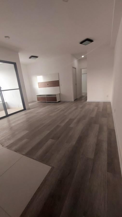 Apartamento à venda com 2 quartos, 69m² - Foto 30