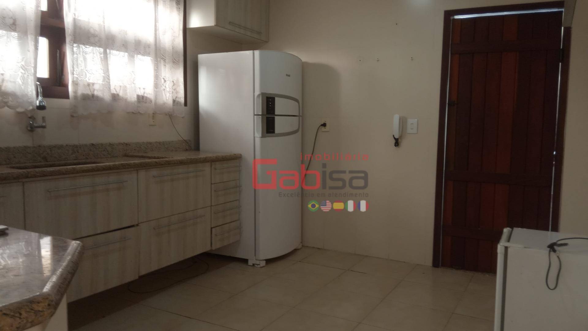 Casa à venda com 4 quartos, 250m² - Foto 7