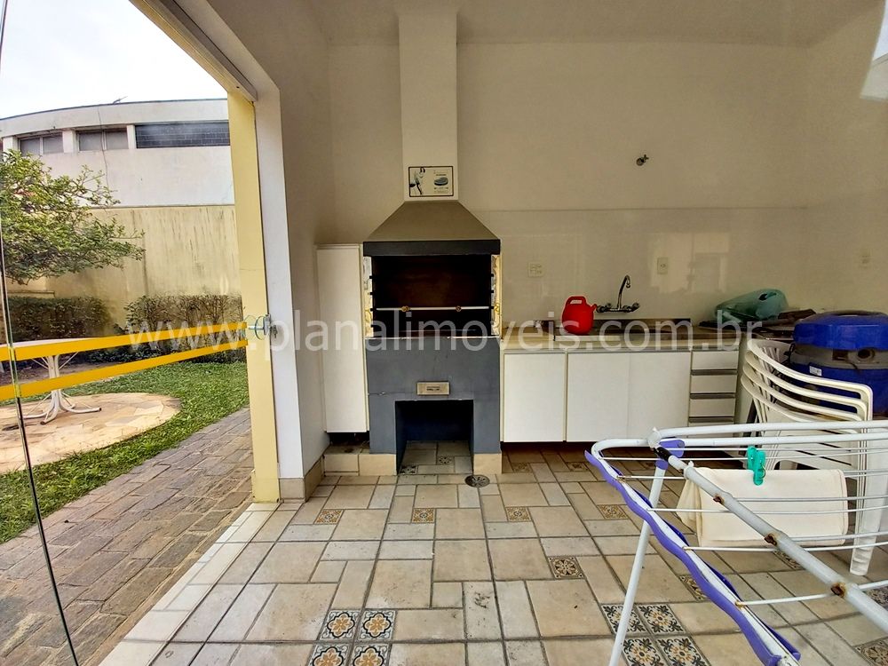 Casa à venda com 3 quartos, 350m² - Foto 16