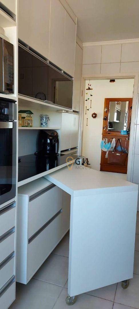 Apartamento à venda com 2 quartos, 90m² - Foto 17