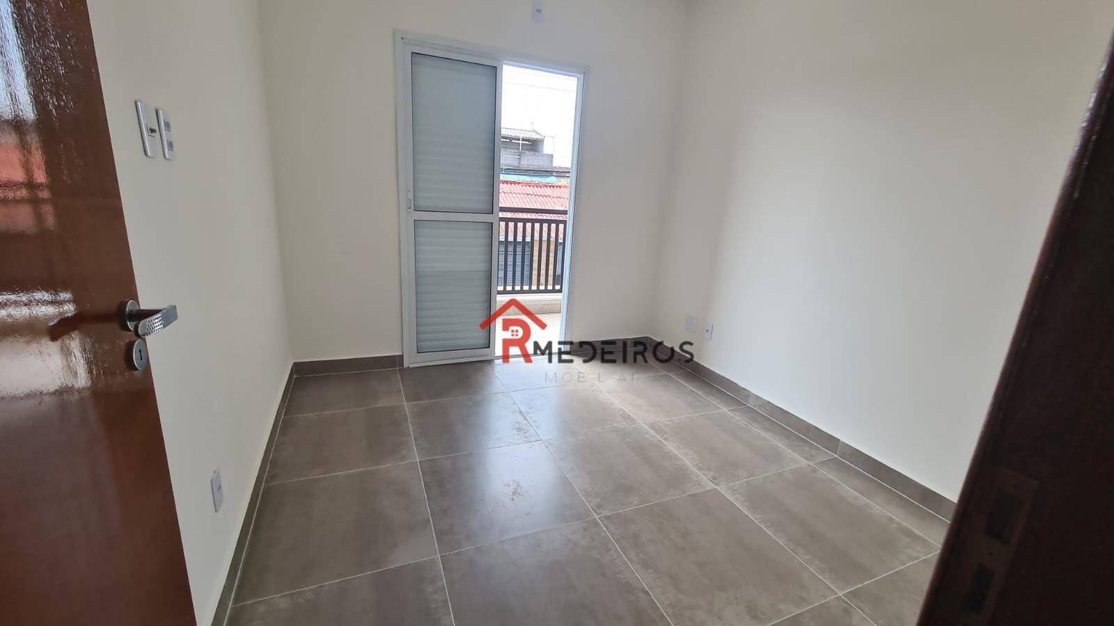 Casa à venda com 2 quartos, 57m² - Foto 14