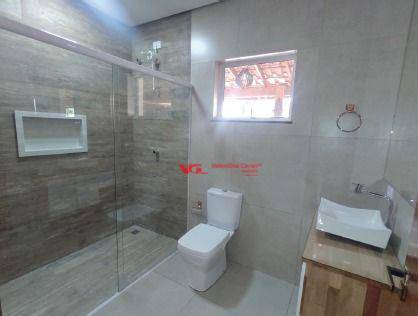 Chácara à venda com 4 quartos, 240m² - Foto 17