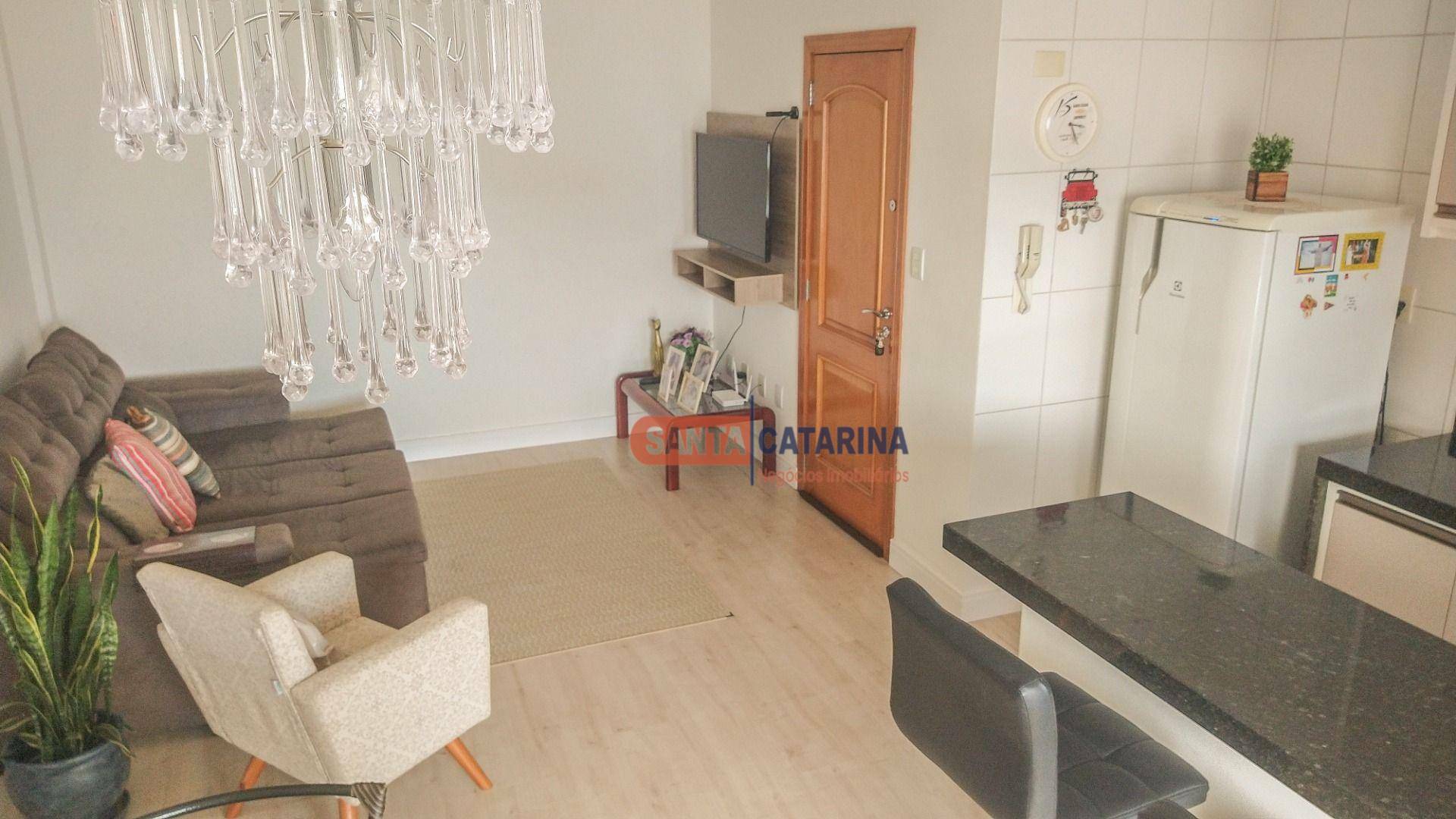 Apartamento à venda com 2 quartos, 72m² - Foto 9