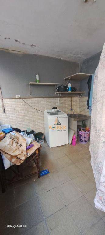 Sobrado à venda com 2 quartos, 189m² - Foto 33