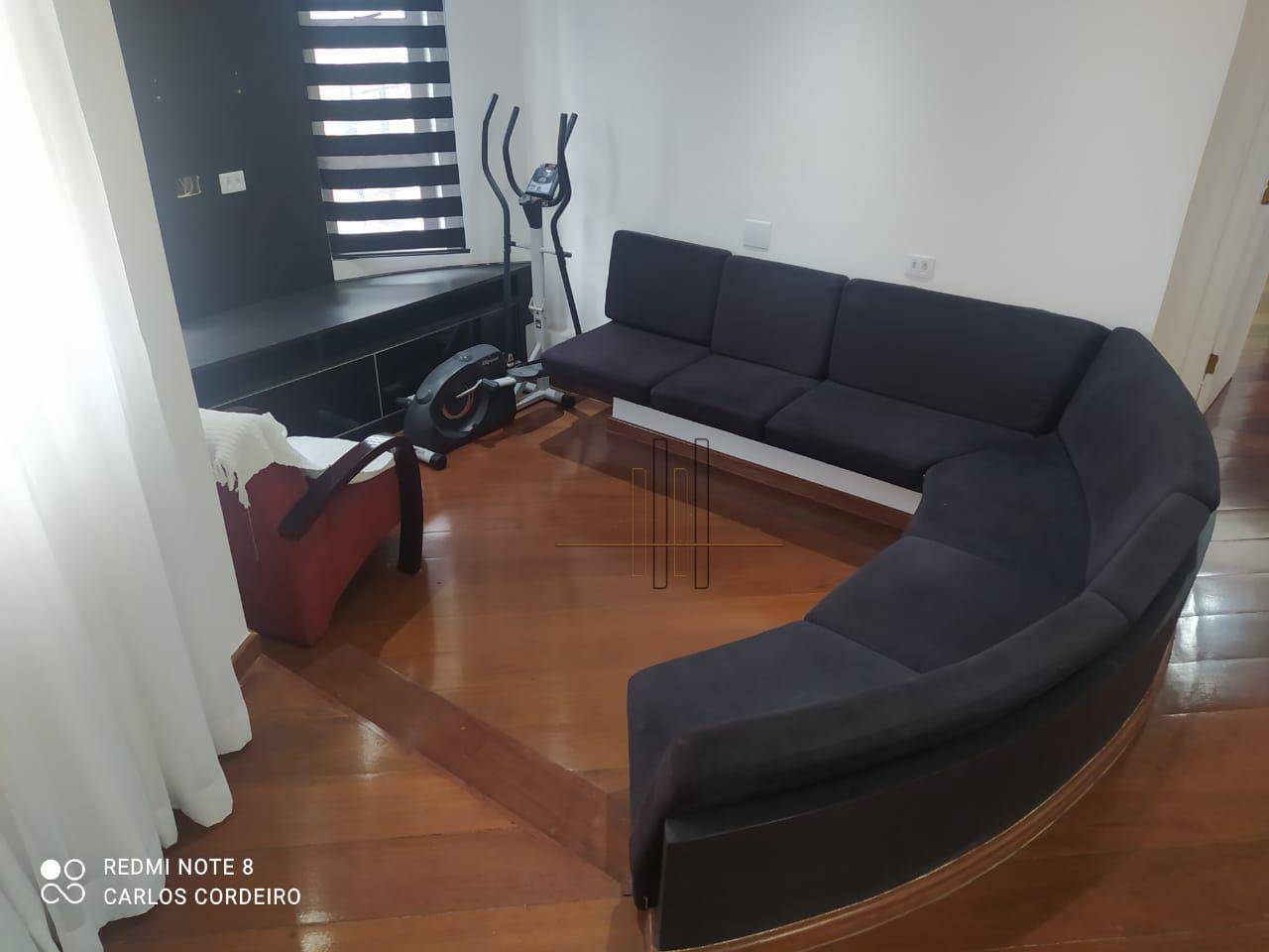 Apartamento à venda com 3 quartos, 145m² - Foto 3