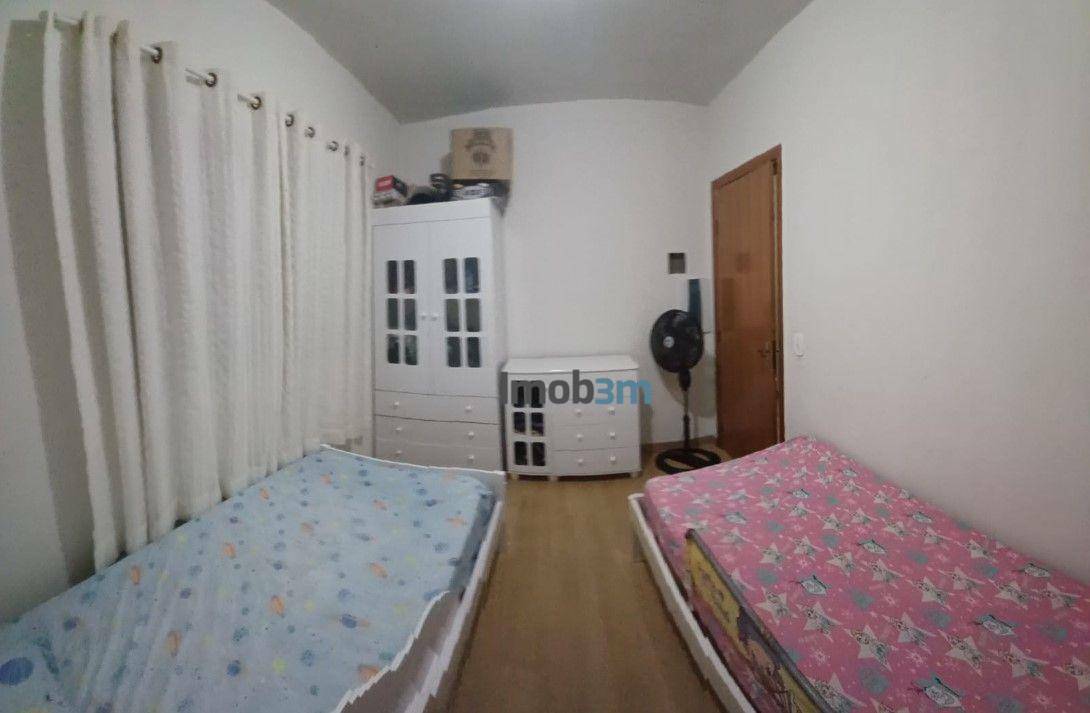 Casa à venda com 3 quartos, 94m² - Foto 12