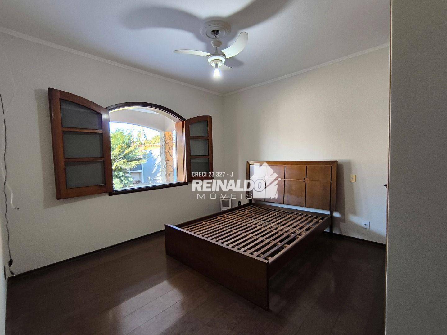 Casa de Condomínio para alugar com 4 quartos, 498m² - Foto 34