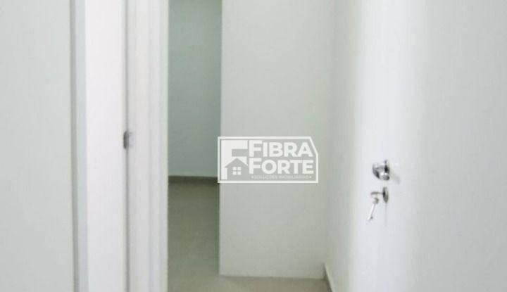 Apartamento para alugar com 2 quartos, 80m² - Foto 17